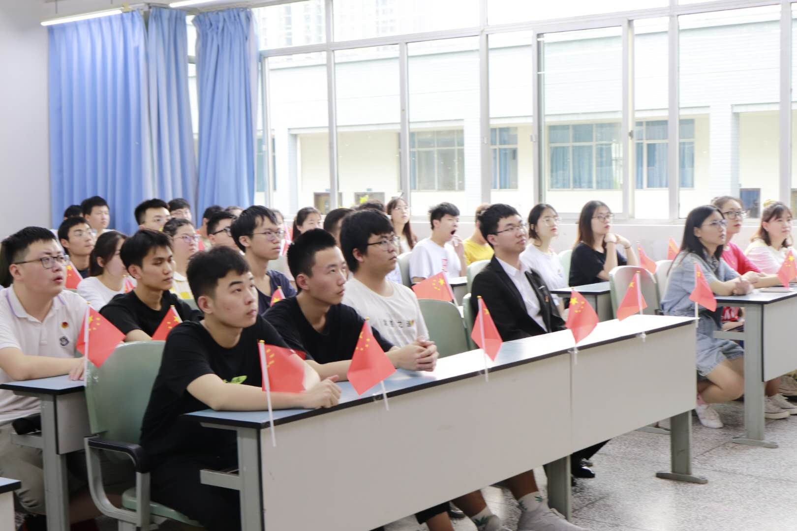 20210515学院开展学党史强信念跟党走主题团日活动03.jpg