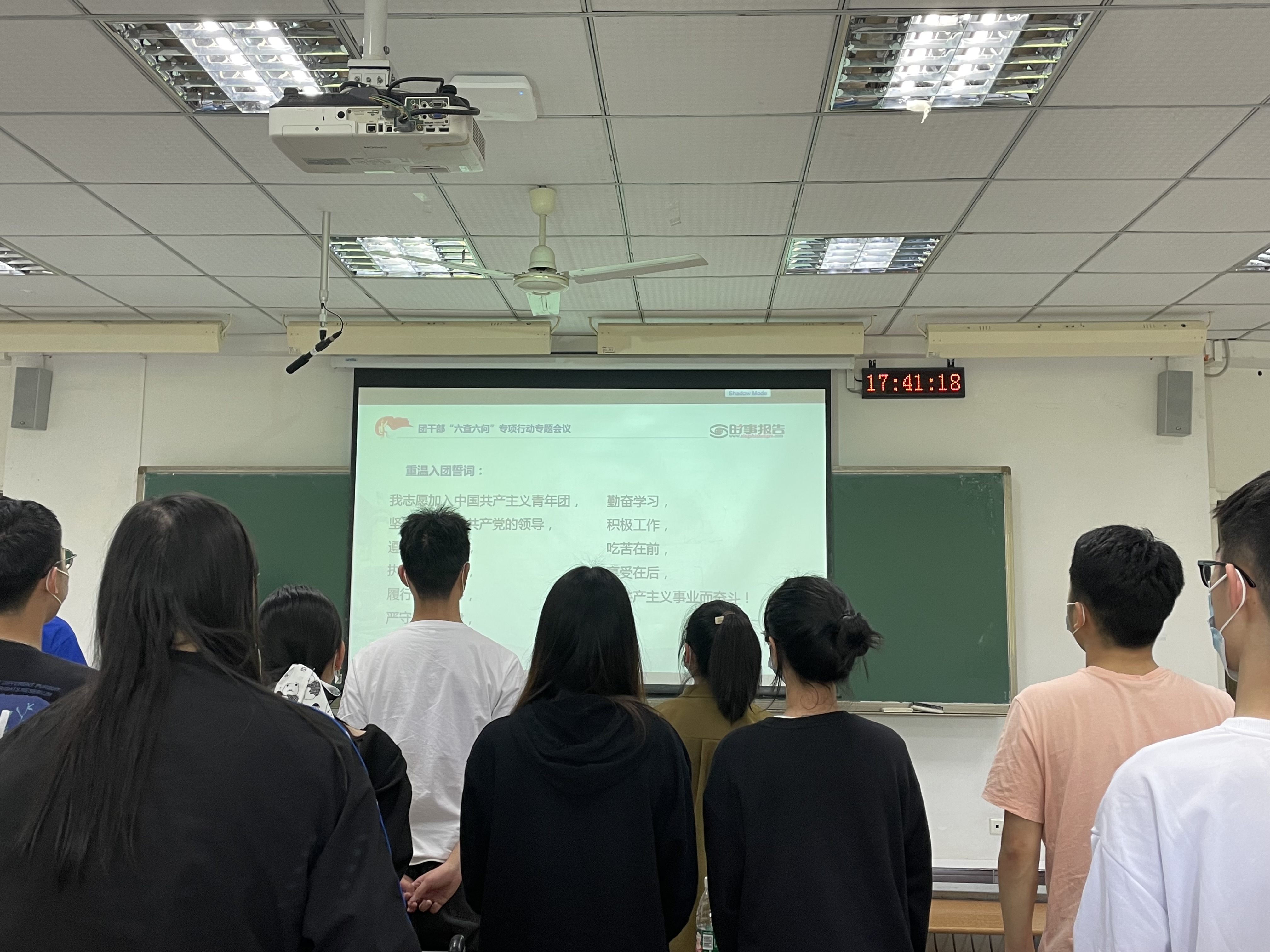 wEmx_1650437964461040677.jpg