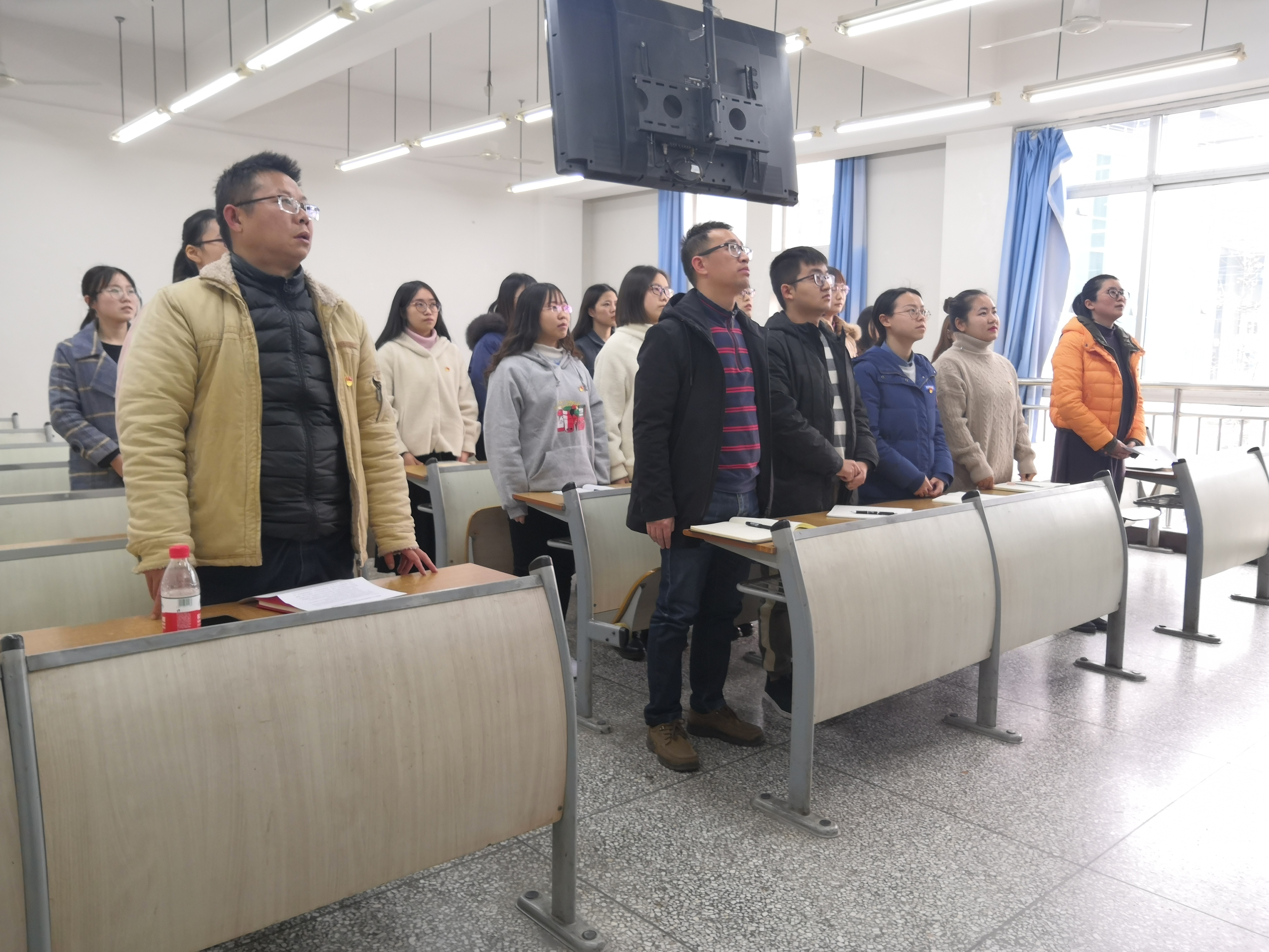 数学与大数据学院党总支入党宣誓仪式完美落幕2.jpg