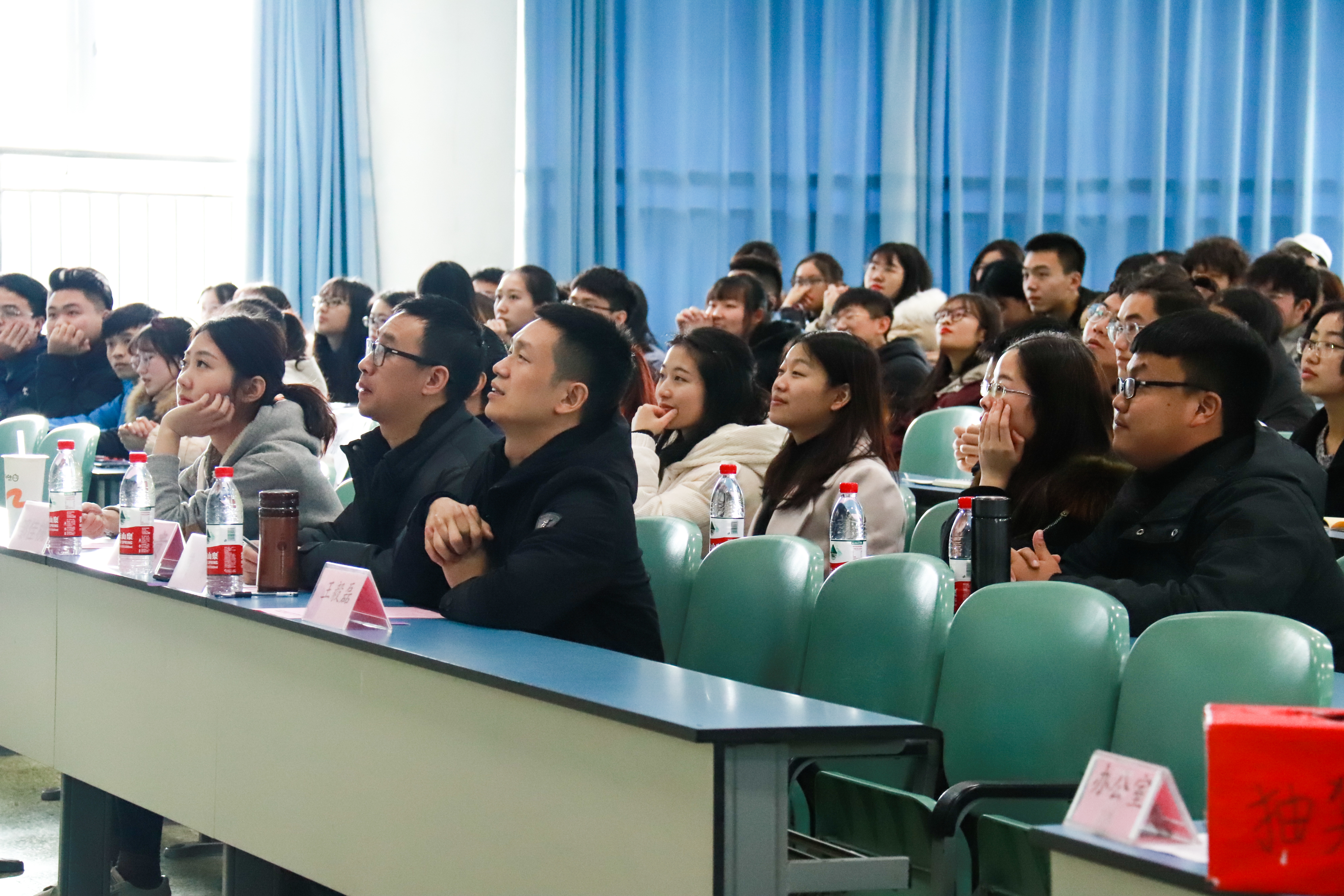 我们团学组织工作总结大会暨表彰大会圆满举行1.jpg